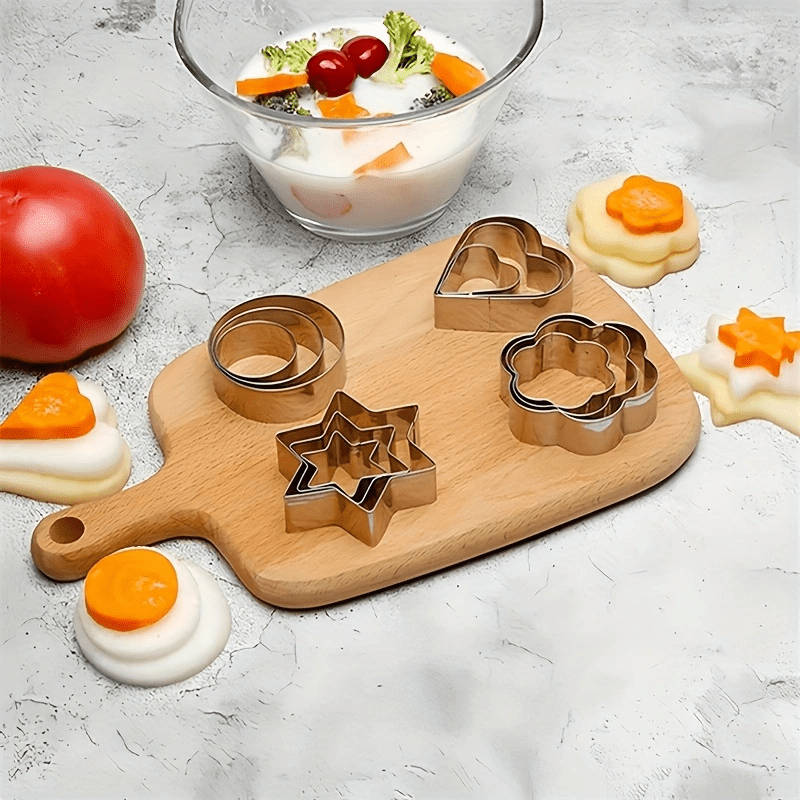 12pcs Stainless Steel Biscuit Mold Flower Shaped Circular Heart-shaped Star Shaped Biscuit Knif