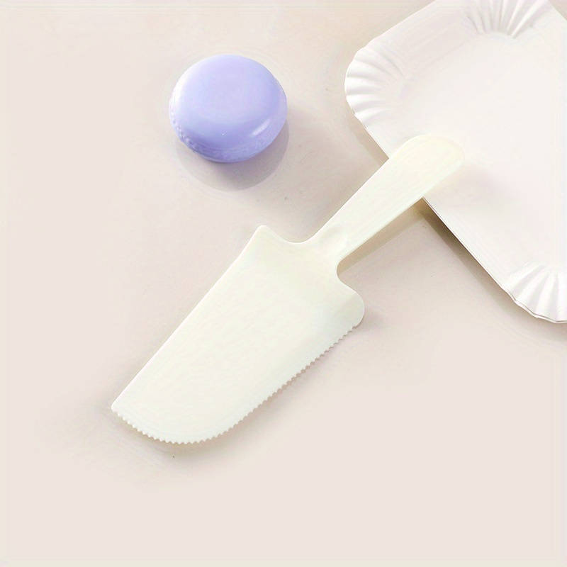 1pc Premium Plastic Cake Knife Ideal for Baking Fondant Pastry Cookie Cutting Pizza Slici