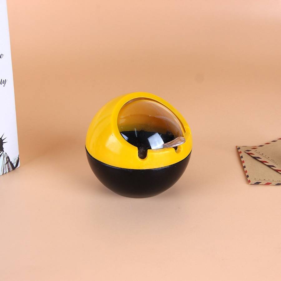1pc Plastic Fireproof and Windproof Ashtray Home Decorative Spherical Ashtray Household PP Plasti