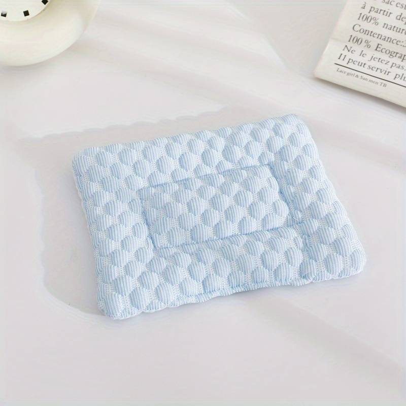 1piece Light Green Cooling Pad