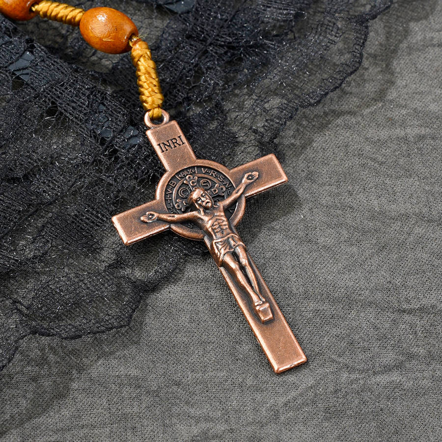 1 Piece Dark Coffee Color Jesus Theme Pendant