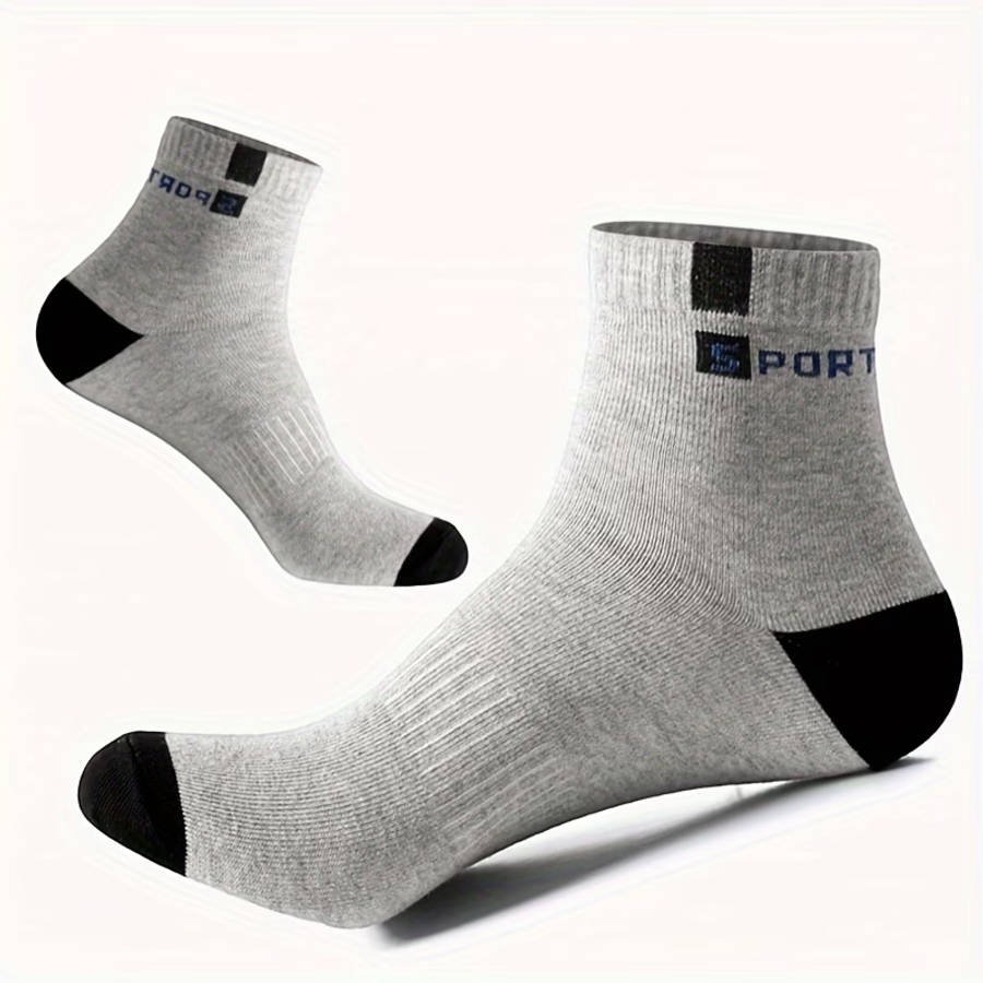 5 Pairs Of Breathable Socks For Men And Women