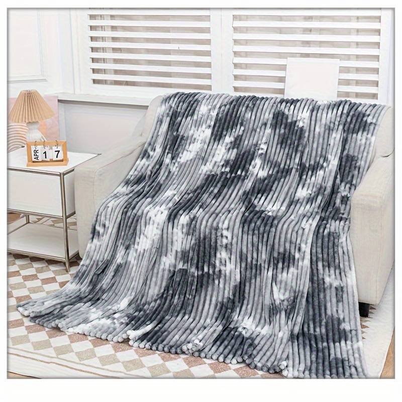 1ps Blanket Color Black Coffee size 150CM x200CM  59.06 INCHES X 78.74 INCHES