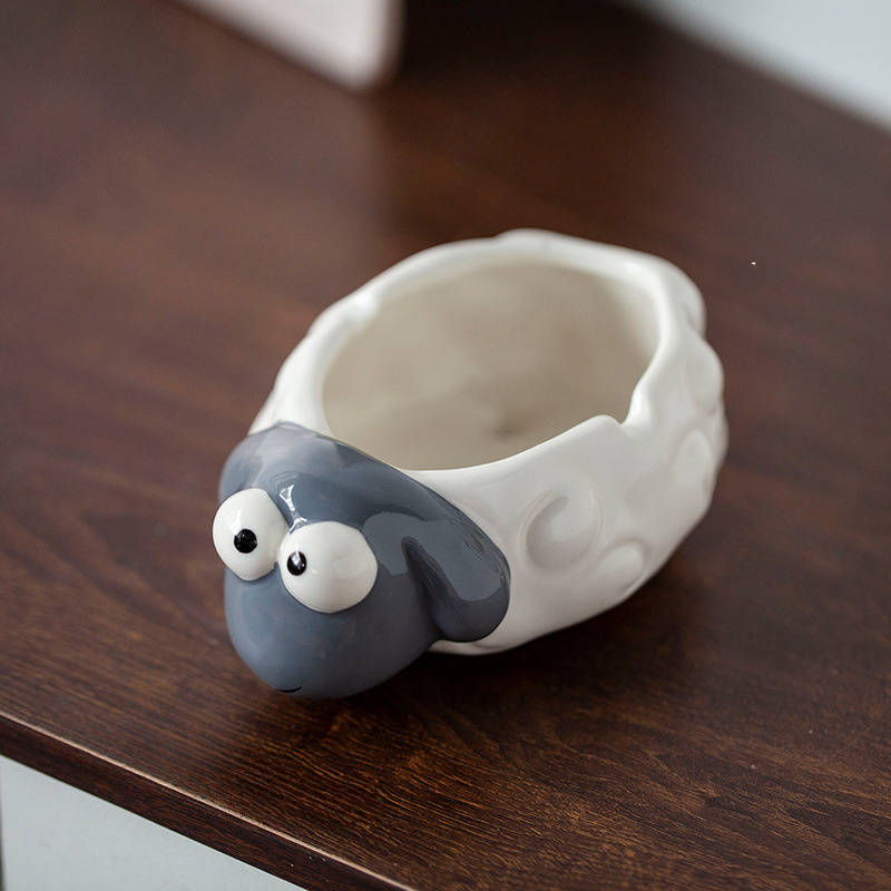 1pc Ceramic Lamb Ashtray Cute Cartoon Style Ideal for Home Office Living Room Decor Perfect f
