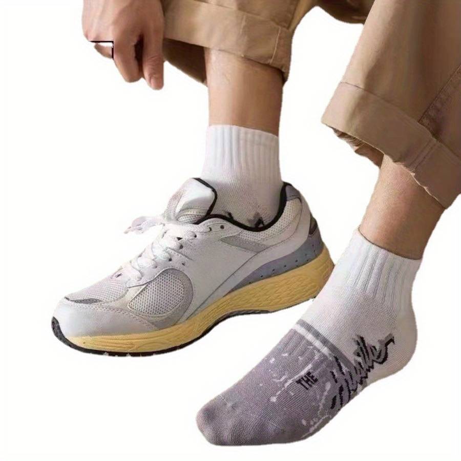 6 Pairs Of Random Mixed Colors One Size High Elastic Socks