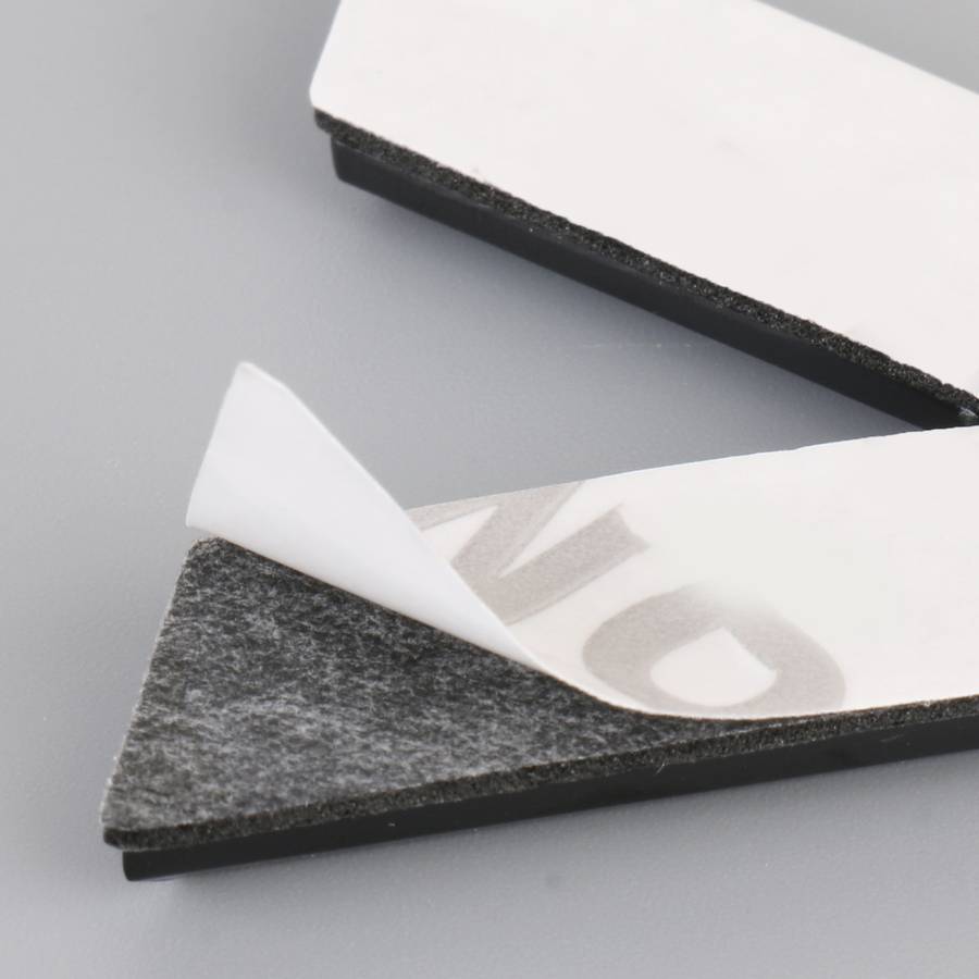 V6 Shape Car Metal Body Decorative Sticker (Black)