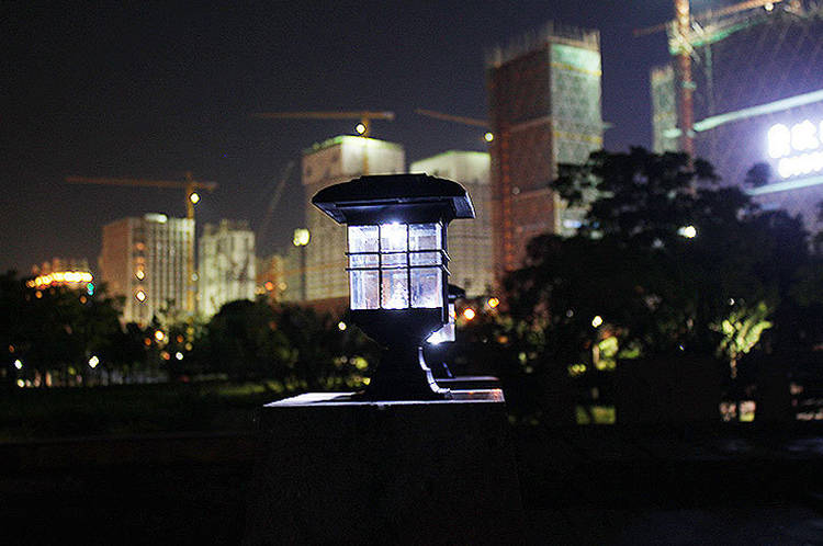 Solar Power 3 White LED Waterproof Light Garden Lawn Landscape Decoration Lamp