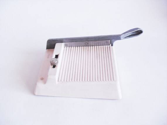 Vintage Soviet Manual Photo Paper Cutter, Trimmer, Guillotine, white