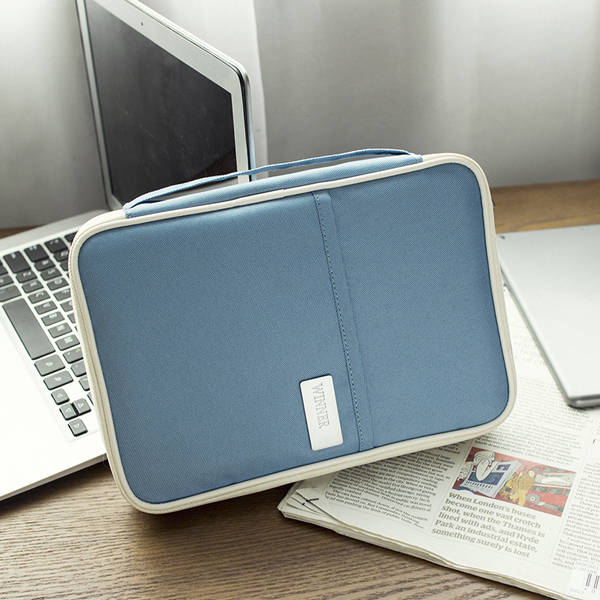 Large Capacity Men Women Travel Passport Holder Organizer Cover ID Card Bag Passport Wallet