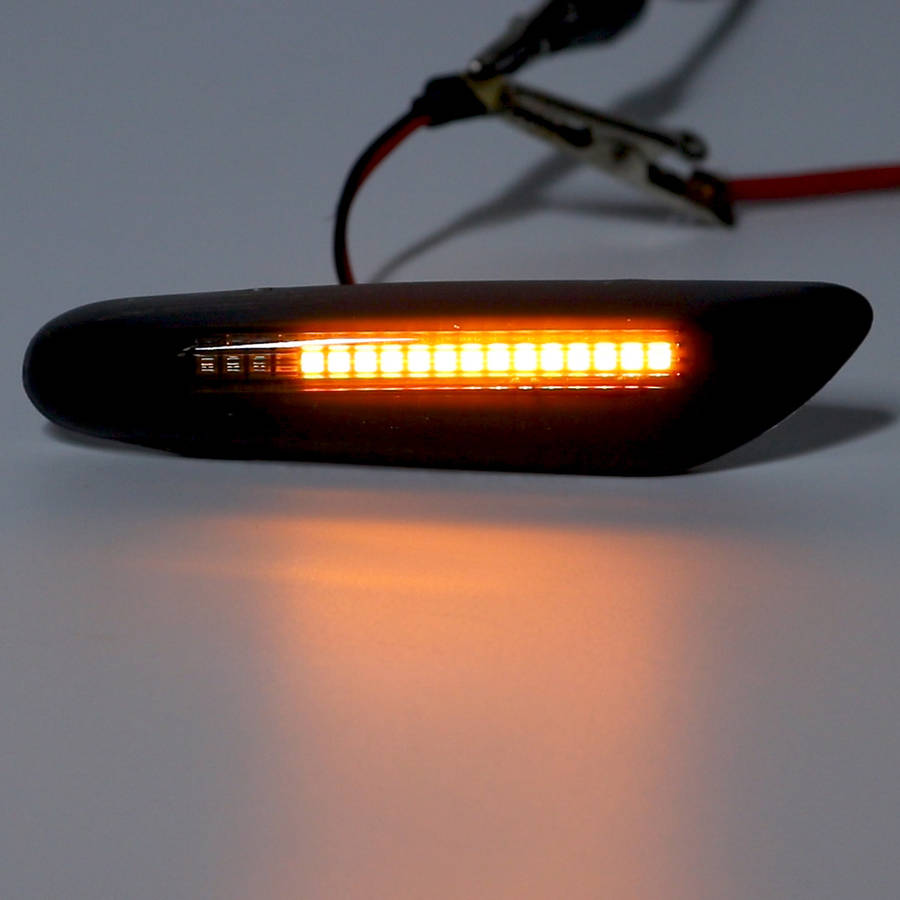 Pair Dynamic Flow Side Marker Lights Yellow/Whte For Bmw E46 E60 E82 E88 E90 E92 E93