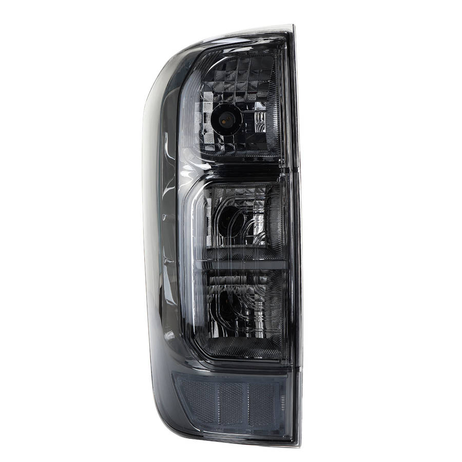Car Tail Light Brake Lamp For Nissan Navara NP300 15+/Frontier 18+ Tekna Adventura