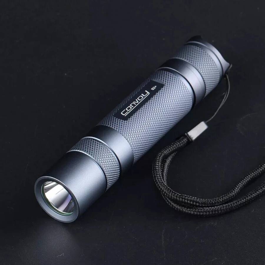 Convoy S2+ SST20 LED Flashlight 5000K 7135*8 12-Group Modes 18650 Camping Light Hunting Emergency La