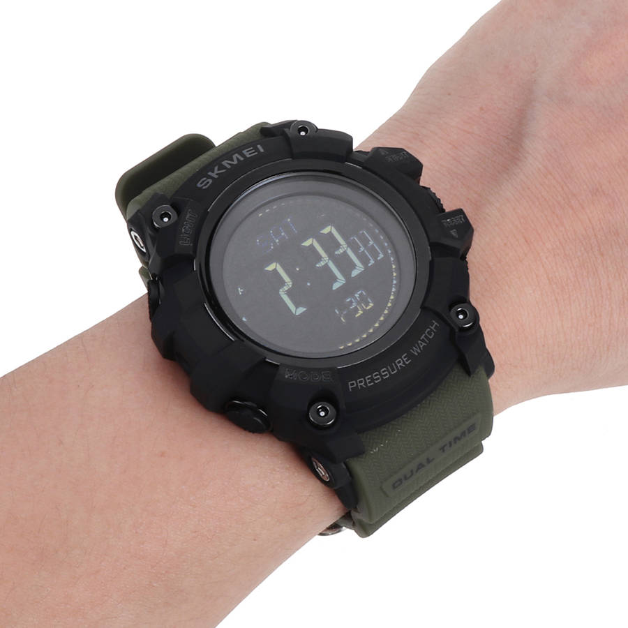New SKMEI 1358 3ATM Waterproof Smart Watch Pedometer Barometer Thermometer Altimeter Smart Bra
