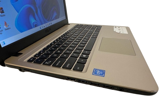 Asus Sonic Master 15 X540N  | Intel Celeron @ 1.10GHz | 4GB DDR4 Ram 256GB SSD | 15.6 LCD Display |