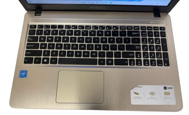 Asus Sonic Master 15 X540N  | Intel Celeron @ 1.10GHz | 4GB DDR4 Ram 256GB SSD | 15.6 LCD Display |