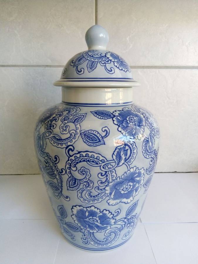 Vase - Blue Grey Pattern F Temple Vase With Lid