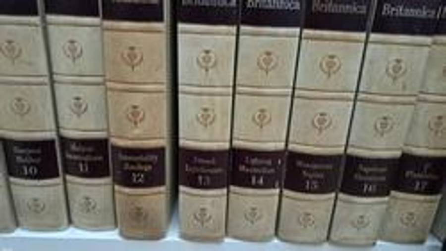 Complete 25-Volume Set 1969 Encyclopaedia Britannica (200th Anniversary Edition)