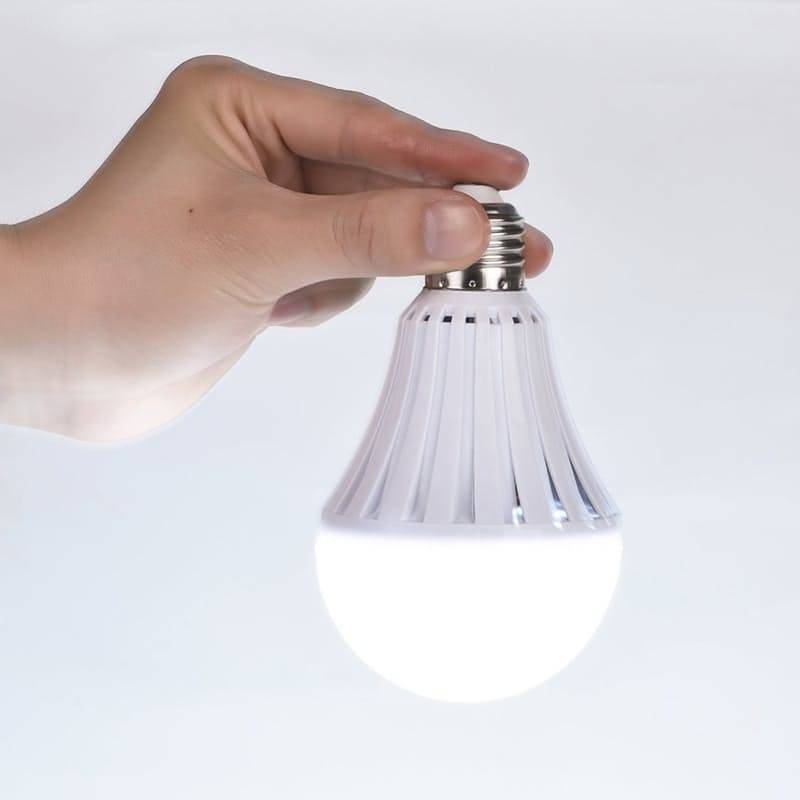 Intelligent 12W Rechargeable Loadshedding LED Bulb Bayonet 1 pack