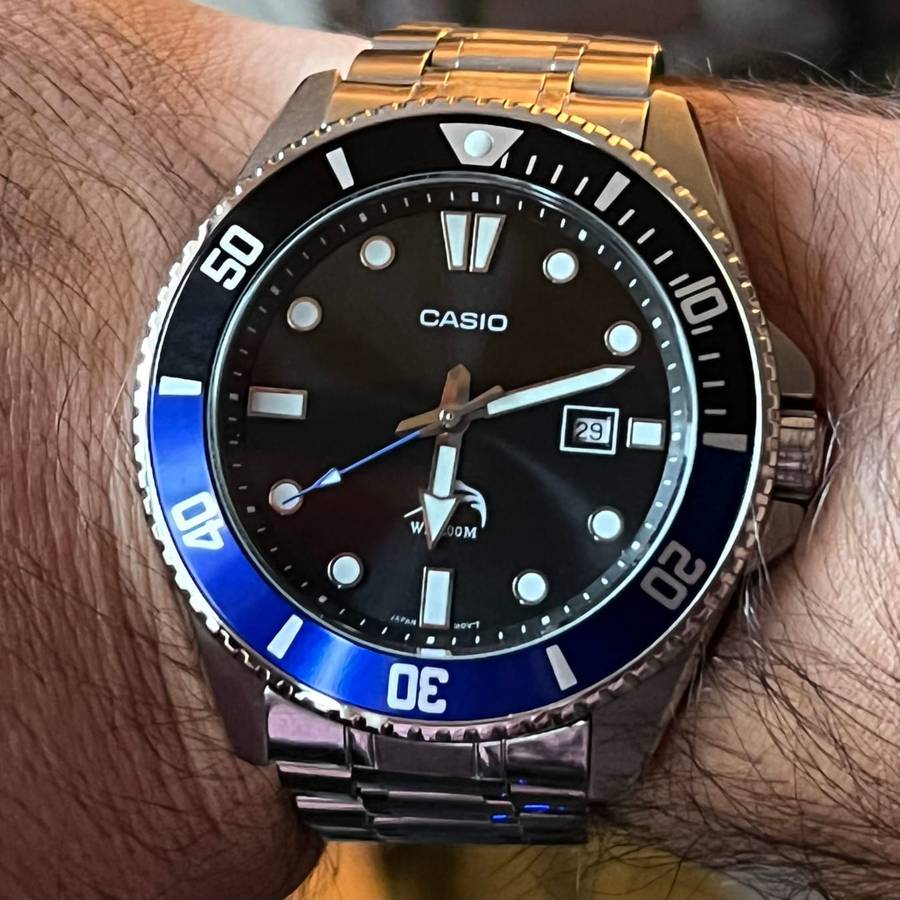 Casio Duro 200m Dive Watch (MDV106B-1A1V)