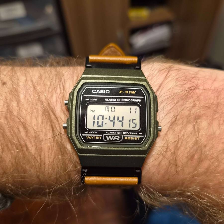 Casio F-91W Strap Adapter