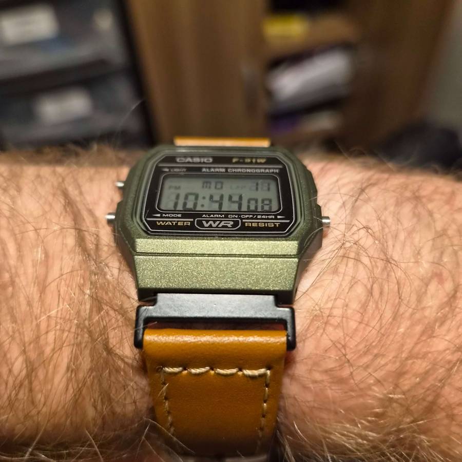 Casio F-91W Strap Adapter