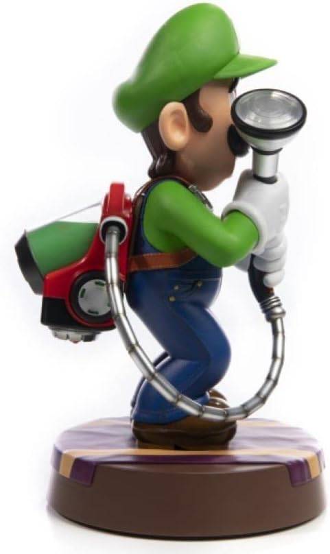 First4Figures - Luigi`s Mansion - Luigi Standard PVC Figure
