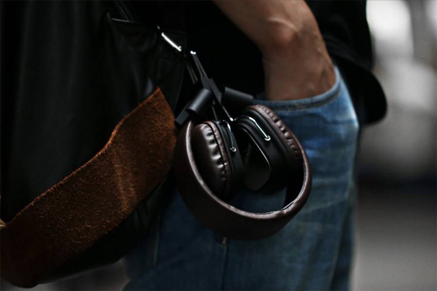 Remax HIFI Headphone Anywhere-ear headphones for iOS and Android RM-100H