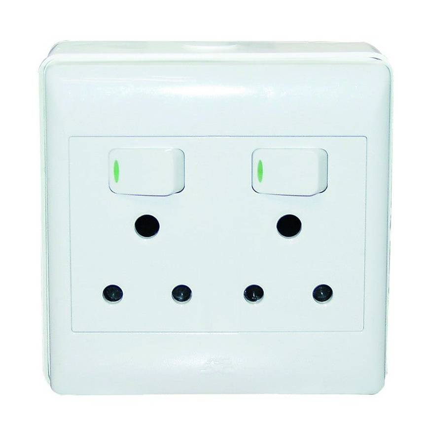 Wall mounted socket 100x100mm 2x3pin