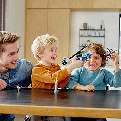 LEGO City Police Sky Police Drone Chase (192 Piece) Picture 4