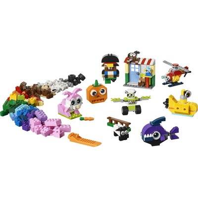 LEGO Classic Bricks and Eyes (451 Pieces)