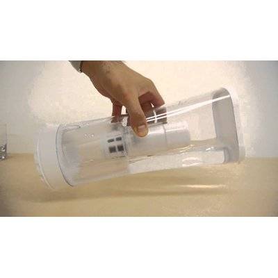 Cleansui Water Filter Jug with 4 Replacement Cartridges (CP015E)