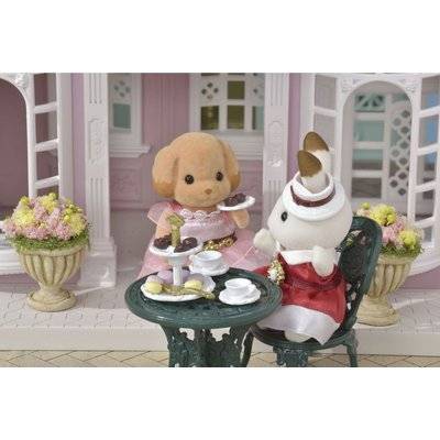 Sylvanian Families - Tea and Treats Set Picture 3