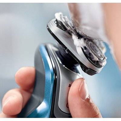Philips Series 5000 Aqua Touch Electric Shaver with Smart Click Trimmer S5420/06