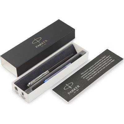 Parker Jotter Fountain Pen - Medium Nib, Blue Ink (Bond Street Black with Chrome Trim) - in Gift Box Picture 3