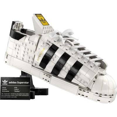 LEGO Creator Expert adidas Originals Superstar (731 Pieces)