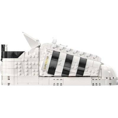 LEGO Creator Expert adidas Originals Superstar (731 Pieces)