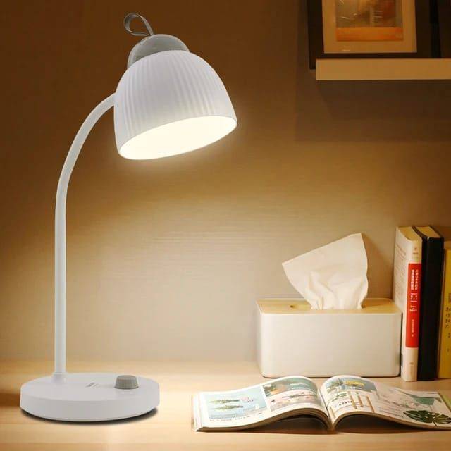 Round Table Lamp