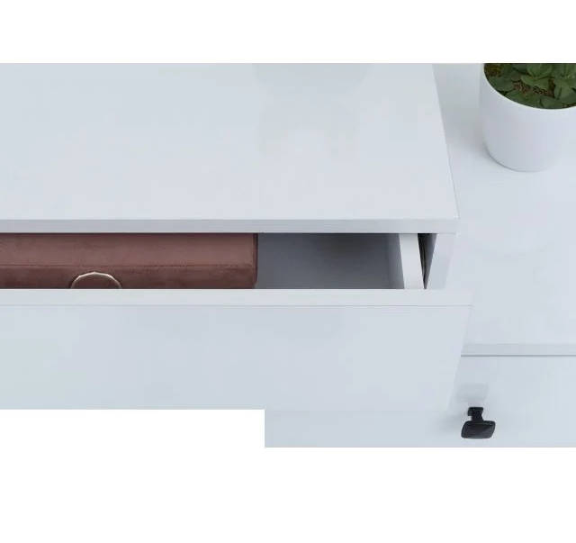 Elegant white with black finishes dressing table
