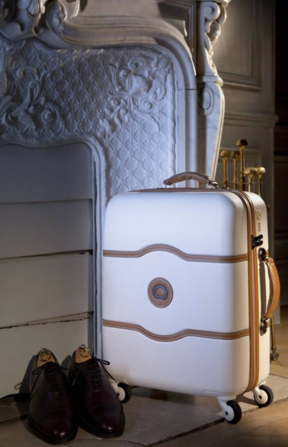 Elegant & stylish Luggage Set of 3 Travel bags - White