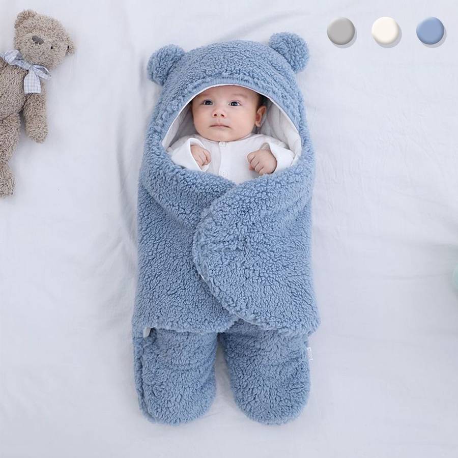 Baby Bear Warm Sleeping Bag Frees Up Hands and Feet