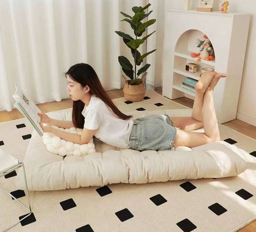 EXQUISITE  ROCKING CHAIR