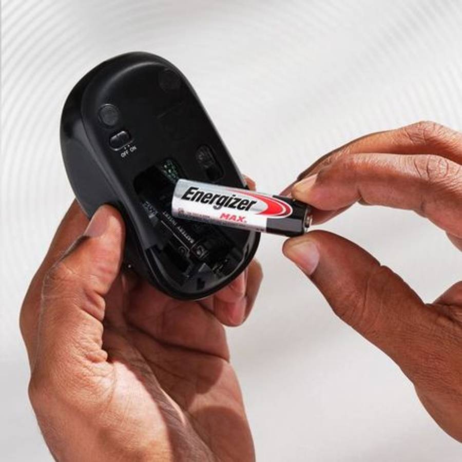 Energizer - 1.5v MAX Alkaline AA Battery Card 4 - Energizer - 1.5v MAX Alkaline AA Battery Card 4