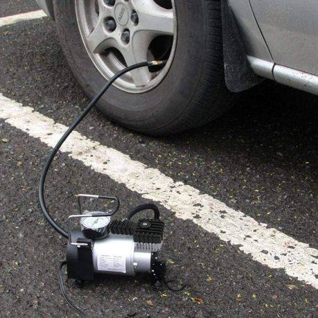 Heavy Duty DC 12V Fast Inflation Compressor for All Cars - 965K