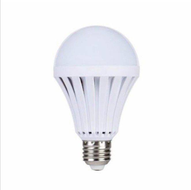 7W E27 220V Rechargeable Emergency LED Light Bulb// wholesale 6+