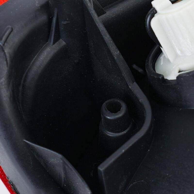1PCS Right White Rear Lamp Tail Light For Mitsubishi Strada L200 MK4 1995-2006