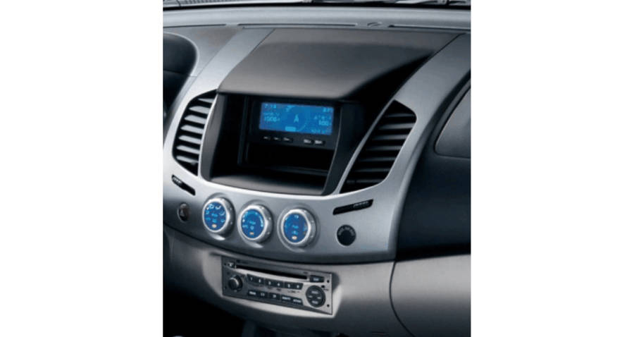 Mitsubishi Pajero Triton Sport 9" Trimplate