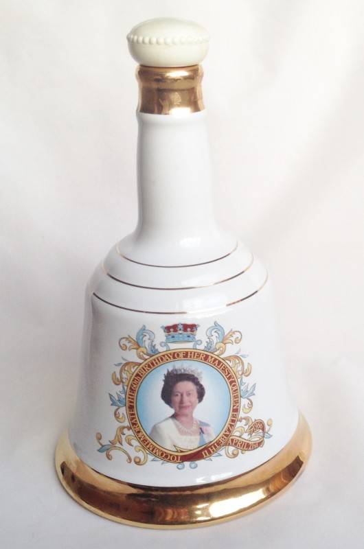 Bells Whisky Decanter Queen Elizabeth II 60th Birthday - Empty - R1 Start