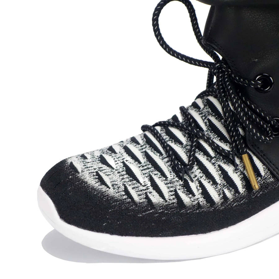 Nike Women's Roshe Two Hi Flyknit  Black/Black/White  UK 3