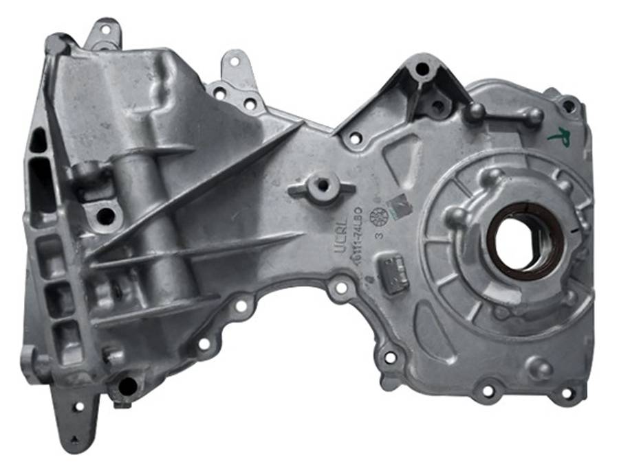 Suzuki oil pump housing/timing cover