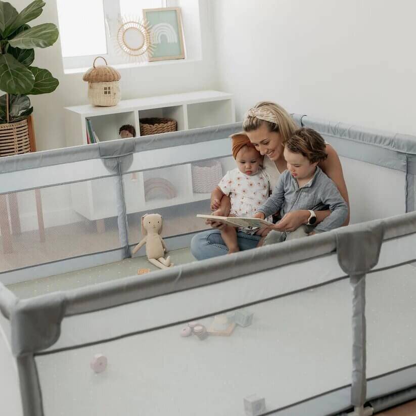 Playpen Fabric with Safety Gate 1.5m x 1.8m